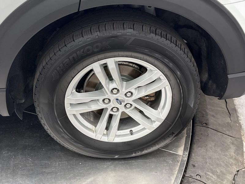 2020 Ford Explorer XLT 4WD, available for sale in Maple Shade, New Jersey | Car Revolution. Maple Shade, New Jersey 2020 Ford Explorer XLT 4WD, available for sale in Maple Shade, New Jersey | Car Revolution. Maple Shade, New Jersey