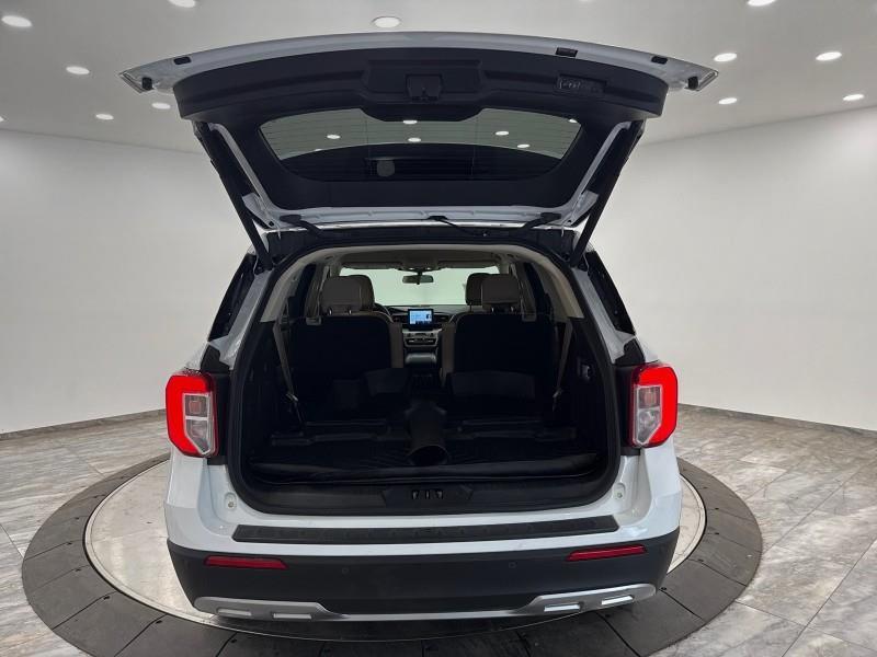 2020 Ford Explorer XLT 4WD, available for sale in Maple Shade, New Jersey | Car Revolution. Maple Shade, New Jersey 2020 Ford Explorer XLT 4WD, available for sale in Maple Shade, New Jersey | Car Revolution. Maple Shade, New Jersey