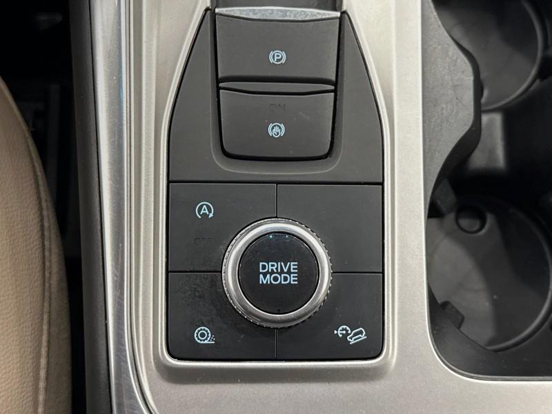 2020 Ford Explorer XLT 4WD, available for sale in Maple Shade, New Jersey | Car Revolution. Maple Shade, New Jersey 2020 Ford Explorer XLT 4WD, available for sale in Maple Shade, New Jersey | Car Revolution. Maple Shade, New Jersey