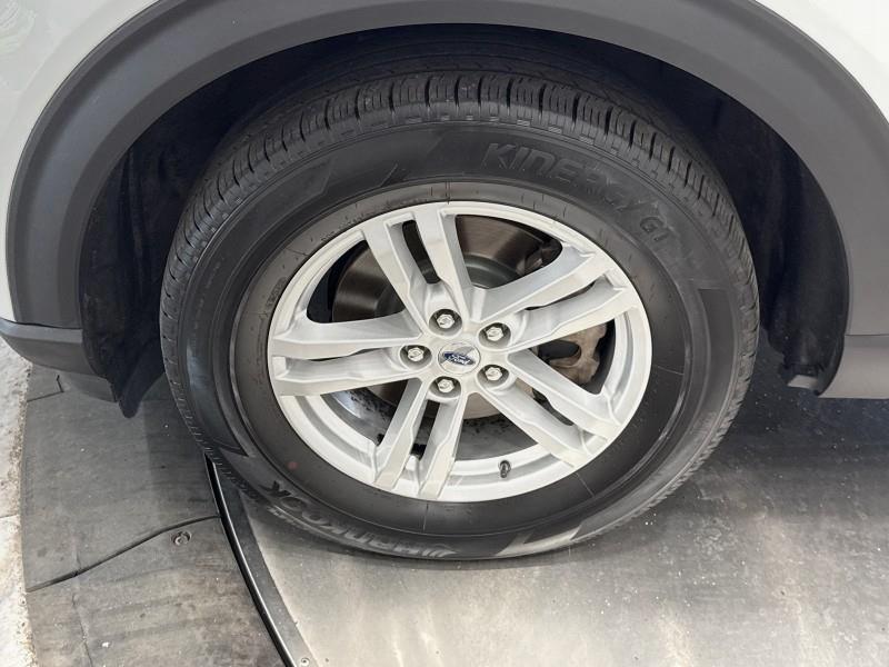 2020 Ford Explorer XLT 4WD, available for sale in Maple Shade, New Jersey | Car Revolution. Maple Shade, New Jersey 2020 Ford Explorer XLT 4WD, available for sale in Maple Shade, New Jersey | Car Revolution. Maple Shade, New Jersey
