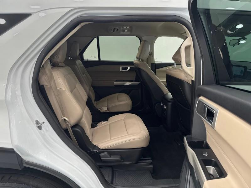2020 Ford Explorer XLT 4WD, available for sale in Maple Shade, New Jersey | Car Revolution. Maple Shade, New Jersey 2020 Ford Explorer XLT 4WD, available for sale in Maple Shade, New Jersey | Car Revolution. Maple Shade, New Jersey