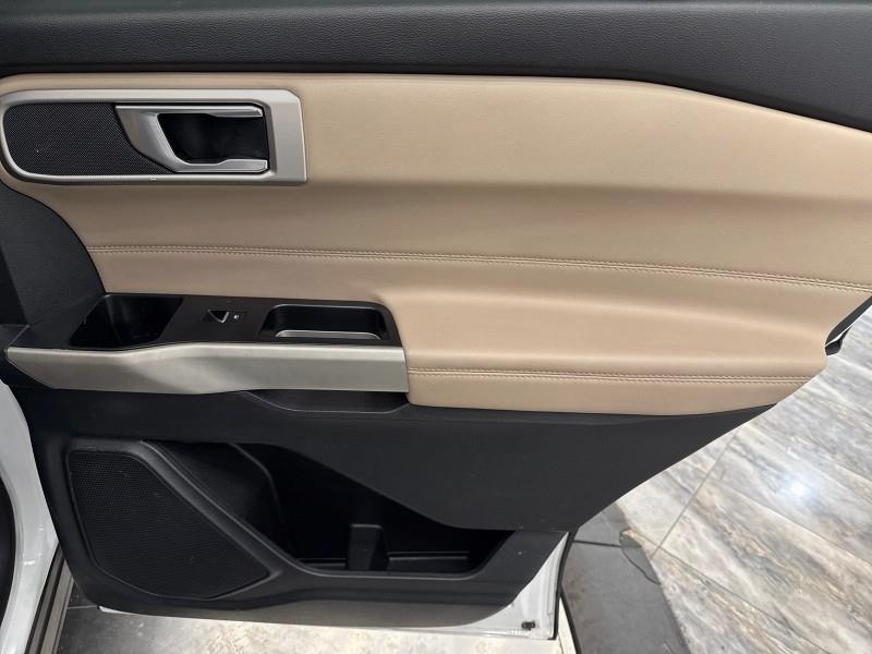 2020 Ford Explorer XLT 4WD, available for sale in Maple Shade, New Jersey | Car Revolution. Maple Shade, New Jersey 2020 Ford Explorer XLT 4WD, available for sale in Maple Shade, New Jersey | Car Revolution. Maple Shade, New Jersey