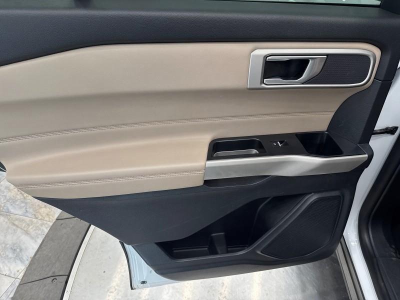 2020 Ford Explorer XLT 4WD, available for sale in Maple Shade, New Jersey | Car Revolution. Maple Shade, New Jersey 2020 Ford Explorer XLT 4WD, available for sale in Maple Shade, New Jersey | Car Revolution. Maple Shade, New Jersey