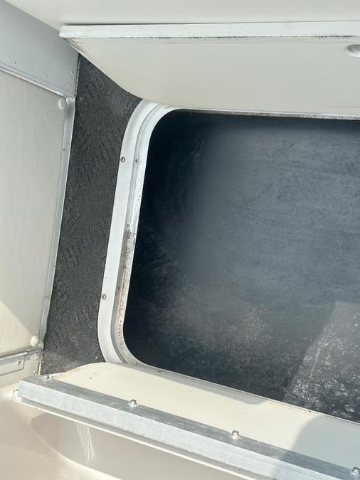 2008 JC 246 Tritoon, available for sale in Darien, Wisconsin | Geneva Motor Cars. Darien, Wisconsin