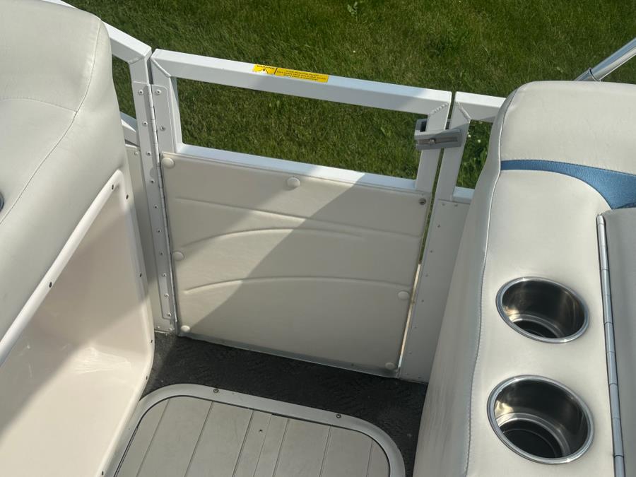 2008 JC 246 Tritoon, available for sale in Darien, Wisconsin | Geneva Motor Cars. Darien, Wisconsin