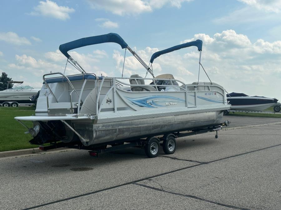 2008 JC 246 Tritoon, available for sale in Darien, Wisconsin | Geneva Motor Cars. Darien, Wisconsin