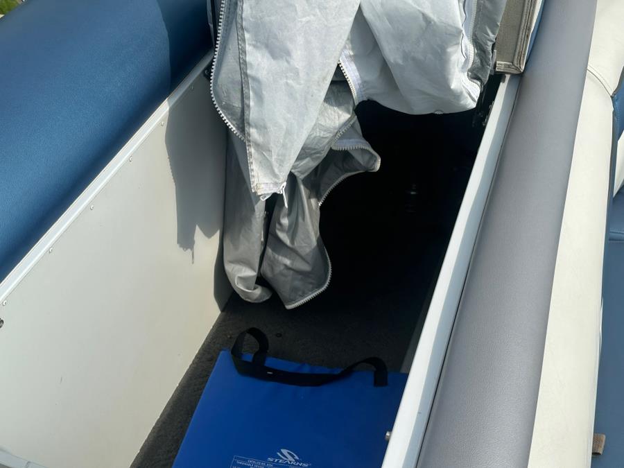 2008 JC 246 Tritoon, available for sale in Darien, Wisconsin | Geneva Motor Cars. Darien, Wisconsin