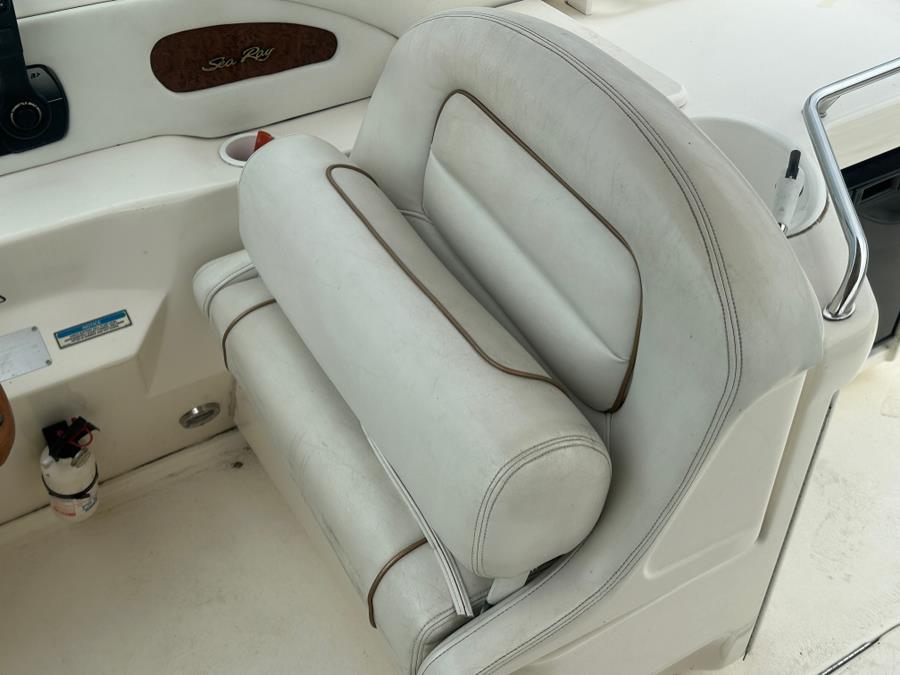 1997 Sea Ray 280 ss, available for sale in Darien, Wisconsin | Geneva Motor Cars. Darien, Wisconsin 1997 Sea Ray 280 ss, available for sale in Darien, Wisconsin | Geneva Motor Cars. Darien, Wisconsin
