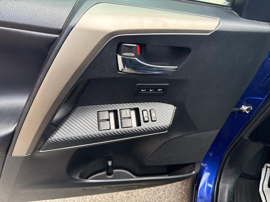 2014 Toyota RAV4 AWD 4dr Limited (Natl), available for sale in Worcester, Massachusetts | Worcester Auto Outlet LLC. Worcester, Massachusetts 2014 Toyota RAV4 AWD 4dr Limited (Natl), available for sale in Worcester, Massachusetts | Worcester Auto Outlet LLC. Worcester, Massachusetts