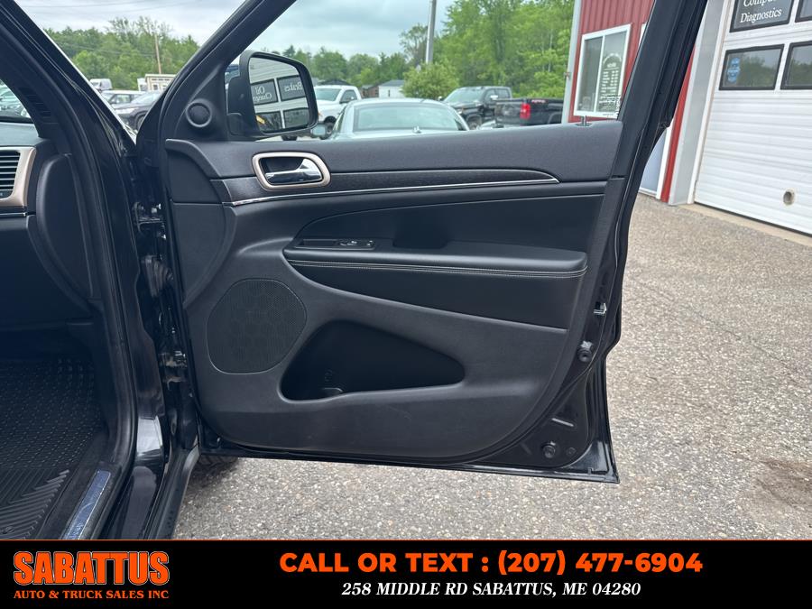 2015 Jeep Grand Cherokee 4WD 4dr Limited, available for sale in Sabattus, Maine | Sabattus Auto and Truck Sales Inc. Sabattus, Maine 2015 Jeep Grand Cherokee 4WD 4dr Limited, available for sale in Sabattus, Maine | Sabattus Auto and Truck Sales Inc. Sabattus, Maine