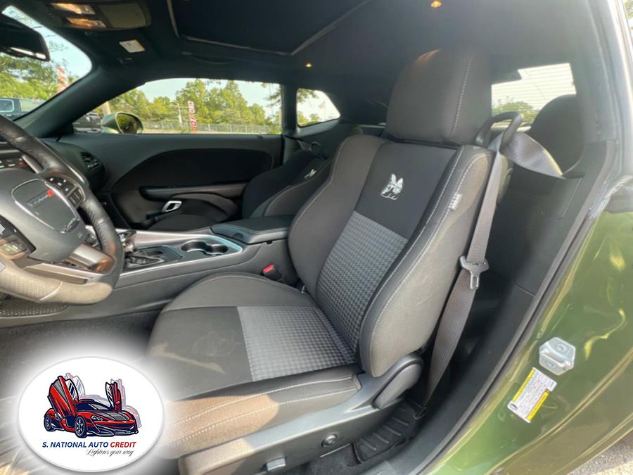 2020 Dodge Challenger R/T Scat Pack Widebody RWD, available for sale in Meriden, Connecticut | Sandra Auto Broker LLC. Meriden, Connecticut 2020 Dodge Challenger R/T Scat Pack Widebody RWD, available for sale in Meriden, Connecticut | Sandra Auto Broker LLC. Meriden, Connecticut