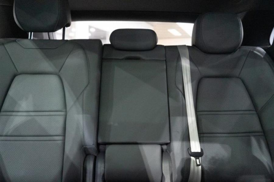 2022 Porsche Cayenne Platinum Edition, available for sale in Woodside, New York | Drive Central. Woodside, New York 2022 Porsche Cayenne Platinum Edition, available for sale in Woodside, New York | Drive Central. Woodside, New York