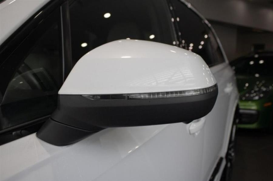 2022 Audi Q7 Prestige, available for sale in Woodside, New York | Drive Central. Woodside, New York 2022 Audi Q7 Prestige, available for sale in Woodside, New York | Drive Central. Woodside, New York