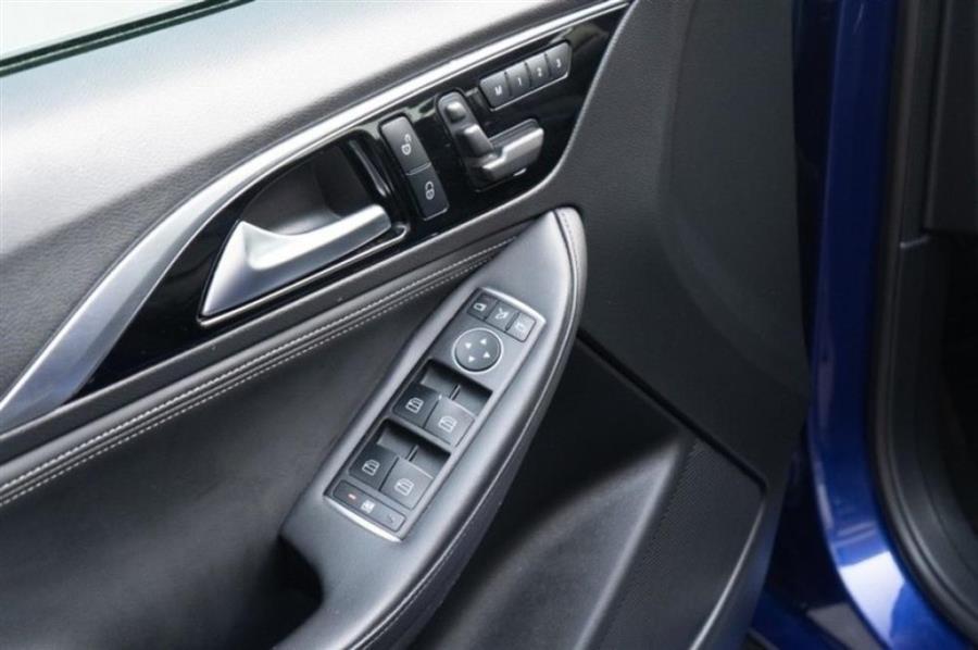 2019 Infiniti Qx30 ESSENTIAL, available for sale in Woodside, New York | Drive Central. Woodside, New York 2019 Infiniti Qx30 ESSENTIAL, available for sale in Woodside, New York | Drive Central. Woodside, New York