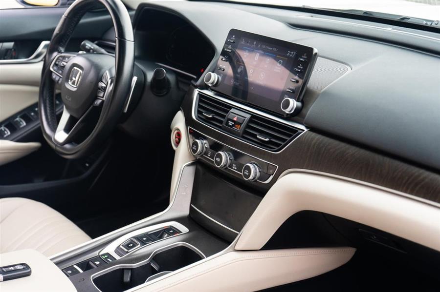 2022 Honda Accord Hybrid EX-L, available for sale in Woodside, New York | Drive Central. Woodside, New York 2022 Honda Accord Hybrid EX-L, available for sale in Woodside, New York | Drive Central. Woodside, New York