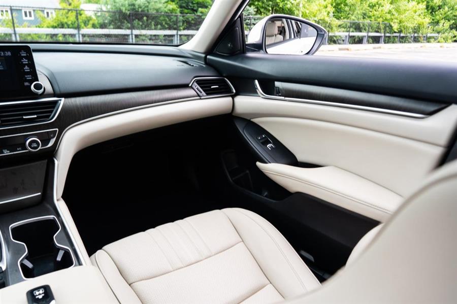 2022 Honda Accord Hybrid EX-L, available for sale in Woodside, New York | Drive Central. Woodside, New York 2022 Honda Accord Hybrid EX-L, available for sale in Woodside, New York | Drive Central. Woodside, New York