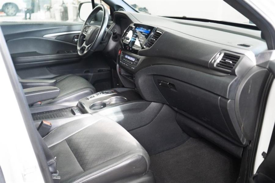 2021 Honda Passport EX-L, available for sale in Woodside, New York | Drive Central. Woodside, New York 2021 Honda Passport EX-L, available for sale in Woodside, New York | Drive Central. Woodside, New York