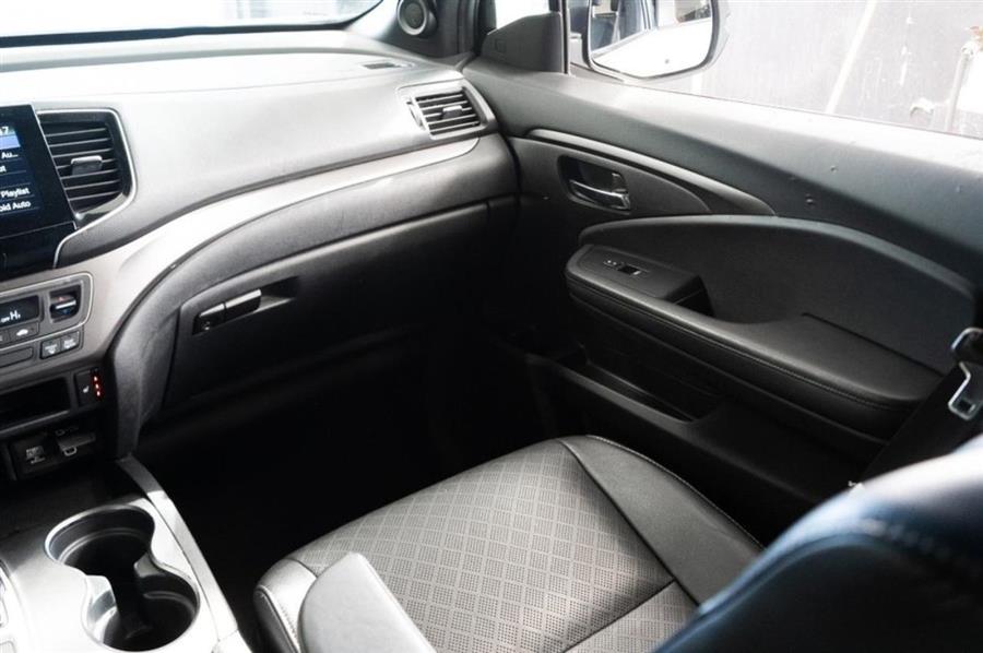 2021 Honda Passport EX-L, available for sale in Woodside, New York | Drive Central. Woodside, New York 2021 Honda Passport EX-L, available for sale in Woodside, New York | Drive Central. Woodside, New York