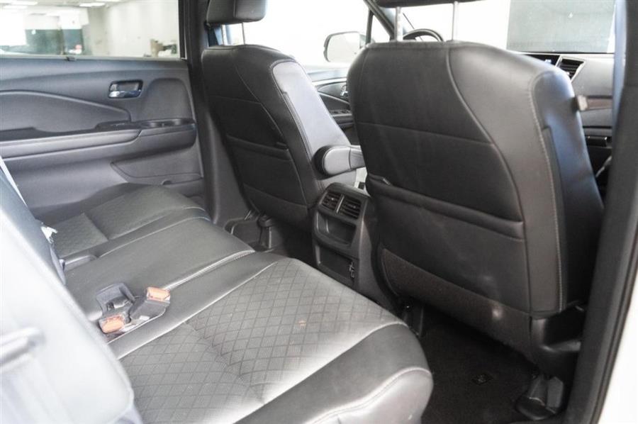 2021 Honda Passport EX-L, available for sale in Woodside, New York | Drive Central. Woodside, New York 2021 Honda Passport EX-L, available for sale in Woodside, New York | Drive Central. Woodside, New York