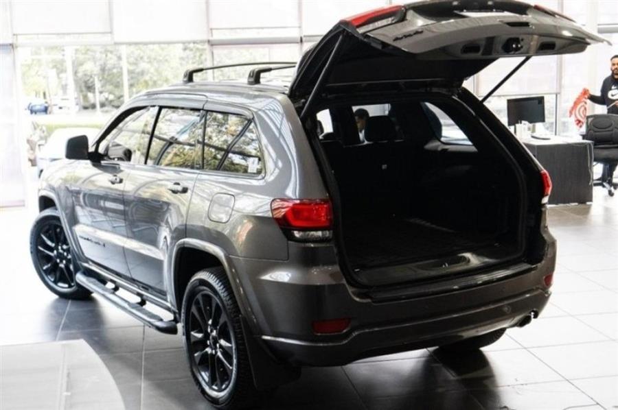 2018 Jeep Grand Cherokee Altitude, available for sale in Woodside, New York | Drive Central. Woodside, New York 2018 Jeep Grand Cherokee Altitude, available for sale in Woodside, New York | Drive Central. Woodside, New York