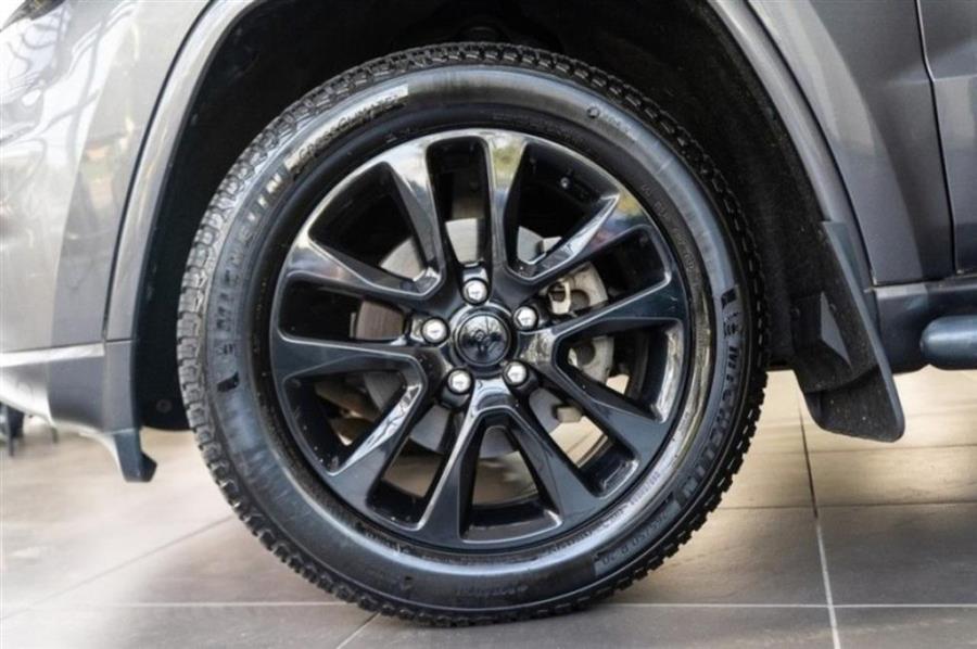 2018 Jeep Grand Cherokee Altitude, available for sale in Woodside, New York | Drive Central. Woodside, New York 2018 Jeep Grand Cherokee Altitude, available for sale in Woodside, New York | Drive Central. Woodside, New York