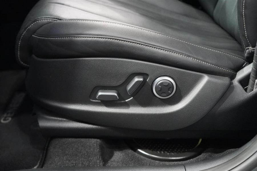 2024 Genesis Gv80 Prestige Signature, available for sale in Woodside, New York | Drive Central. Woodside, New York 2024 Genesis Gv80 Prestige Signature, available for sale in Woodside, New York | Drive Central. Woodside, New York