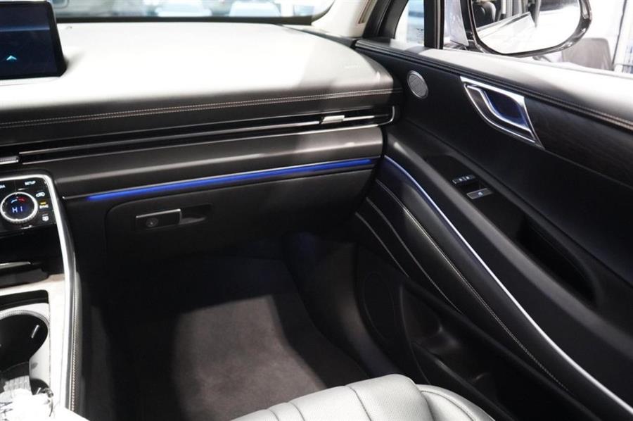 2024 Genesis Gv80 Prestige Signature, available for sale in Woodside, New York | Drive Central. Woodside, New York 2024 Genesis Gv80 Prestige Signature, available for sale in Woodside, New York | Drive Central. Woodside, New York