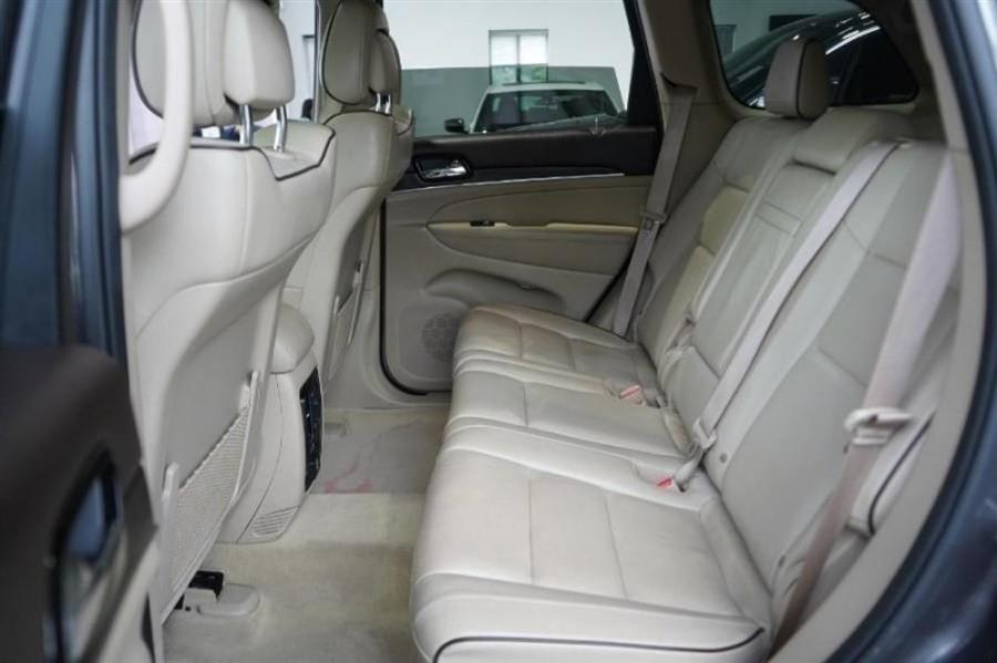2019 Jeep Grand Cherokee Overland, available for sale in Woodside, New York | Drive Central. Woodside, New York 2019 Jeep Grand Cherokee Overland, available for sale in Woodside, New York | Drive Central. Woodside, New York