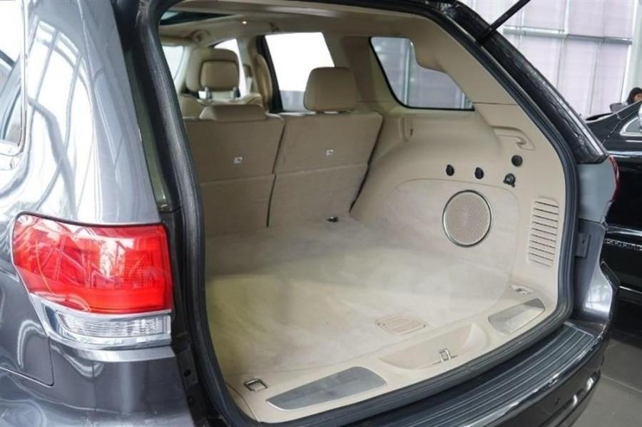2019 Jeep Grand Cherokee Overland, available for sale in Woodside, New York | Drive Central. Woodside, New York 2019 Jeep Grand Cherokee Overland, available for sale in Woodside, New York | Drive Central. Woodside, New York
