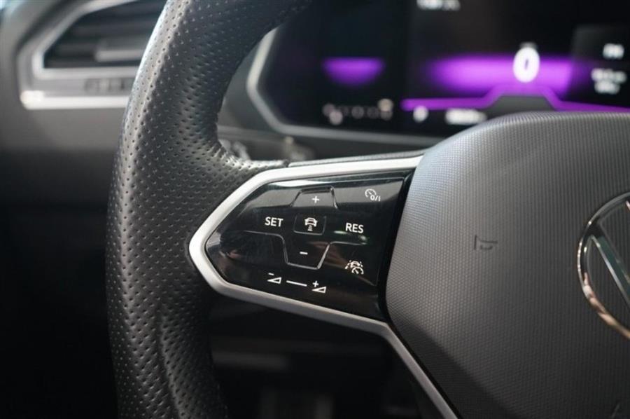 2022 Volkswagen Tiguan SE R-Line Black, available for sale in Woodside, New York | Drive Central. Woodside, New York 2022 Volkswagen Tiguan SE R-Line Black, available for sale in Woodside, New York | Drive Central. Woodside, New York