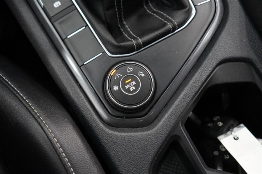 2022 Volkswagen Tiguan SE R-Line Black, available for sale in Woodside, New York | Drive Central. Woodside, New York 2022 Volkswagen Tiguan SE R-Line Black, available for sale in Woodside, New York | Drive Central. Woodside, New York