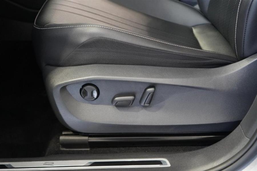 2022 Volkswagen Tiguan SE R-Line Black, available for sale in Woodside, New York | Drive Central. Woodside, New York 2022 Volkswagen Tiguan SE R-Line Black, available for sale in Woodside, New York | Drive Central. Woodside, New York
