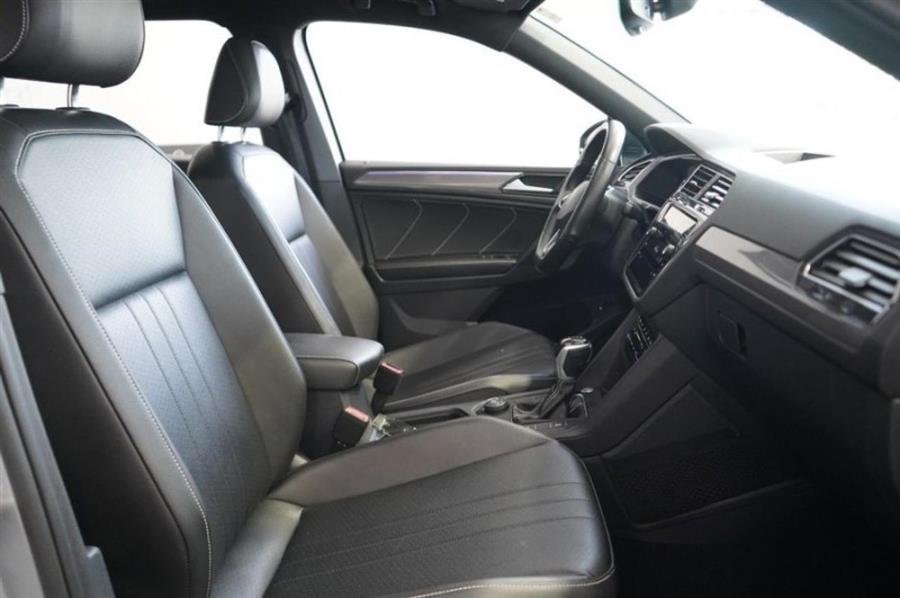 2022 Volkswagen Tiguan SE R-Line Black, available for sale in Woodside, New York | Drive Central. Woodside, New York 2022 Volkswagen Tiguan SE R-Line Black, available for sale in Woodside, New York | Drive Central. Woodside, New York