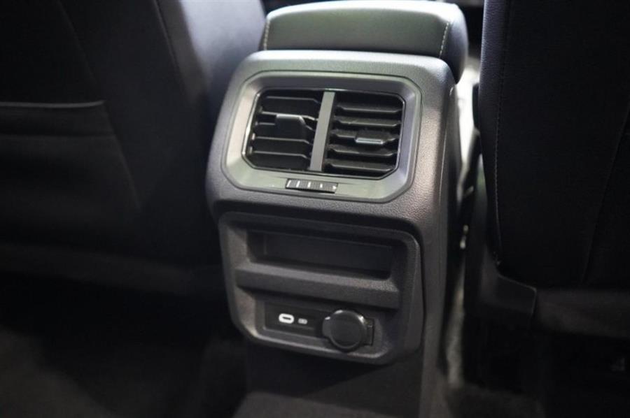 2022 Volkswagen Tiguan SE R-Line Black, available for sale in Woodside, New York | Drive Central. Woodside, New York 2022 Volkswagen Tiguan SE R-Line Black, available for sale in Woodside, New York | Drive Central. Woodside, New York