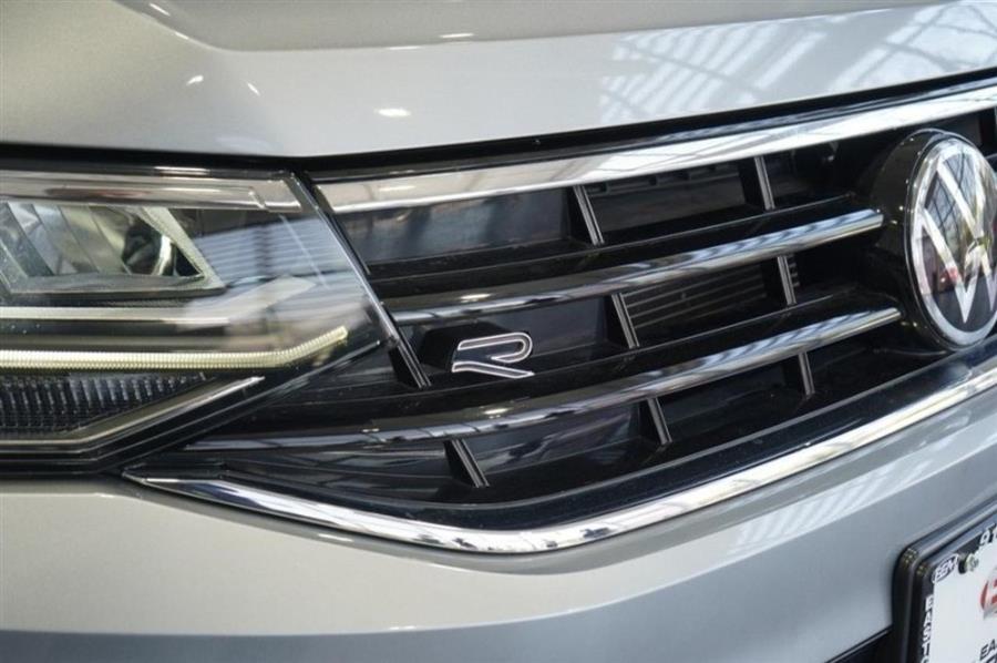 2022 Volkswagen Tiguan SE R-Line Black, available for sale in Woodside, New York | Drive Central. Woodside, New York 2022 Volkswagen Tiguan SE R-Line Black, available for sale in Woodside, New York | Drive Central. Woodside, New York