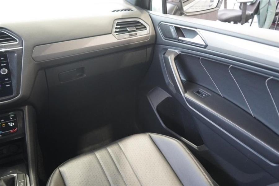 2022 Volkswagen Tiguan SE R-Line Black, available for sale in Woodside, New York | Drive Central. Woodside, New York 2022 Volkswagen Tiguan SE R-Line Black, available for sale in Woodside, New York | Drive Central. Woodside, New York