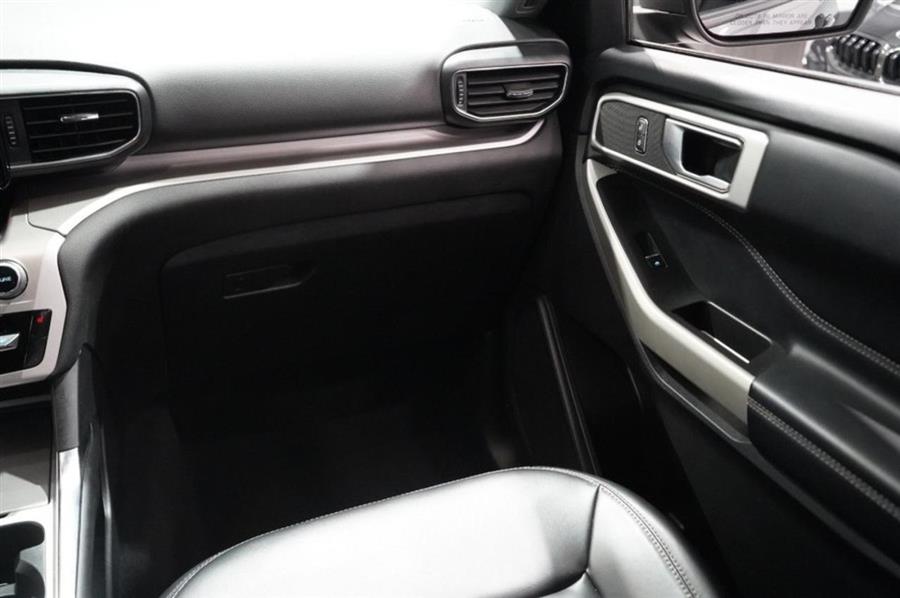 2021 Ford Explorer XLT, available for sale in Woodside, New York | Drive Central. Woodside, New York 2021 Ford Explorer XLT, available for sale in Woodside, New York | Drive Central. Woodside, New York
