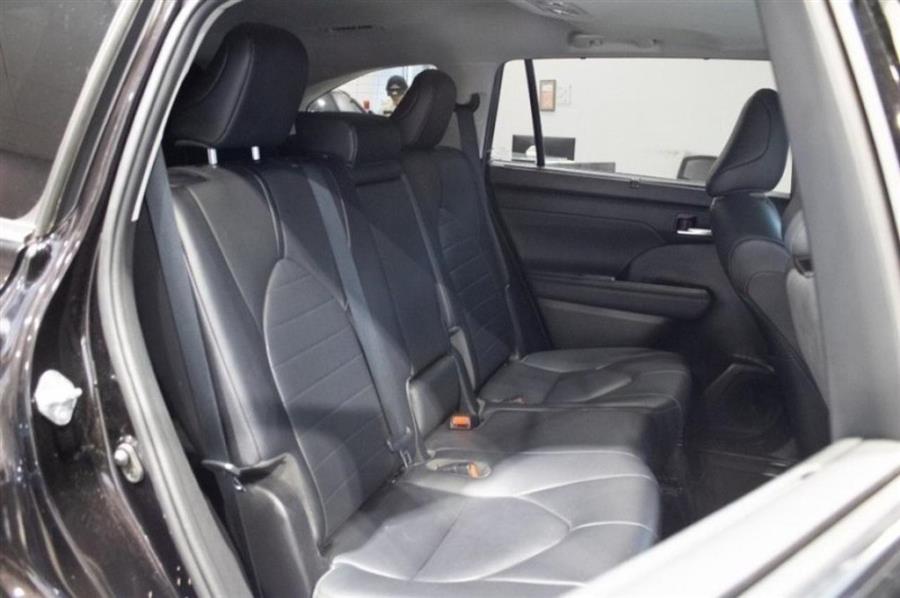 2020 Toyota Highlander XLE, available for sale in Woodside, New York | Drive Central. Woodside, New York 2020 Toyota Highlander XLE, available for sale in Woodside, New York | Drive Central. Woodside, New York