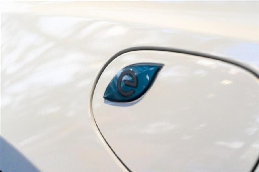 2021 Chrysler Pacifica Hybrid Limited, available for sale in Woodside, New York | Drive Central. Woodside, New York 2021 Chrysler Pacifica Hybrid Limited, available for sale in Woodside, New York | Drive Central. Woodside, New York
