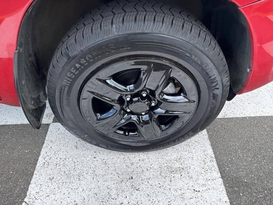 2008 Toyota RAV4 4WD 4dr Auto, available for sale in Waterbury, Connecticut | National Auto Brokers, Inc.. Waterbury, Connecticut 2008 Toyota RAV4 4WD 4dr Auto, available for sale in Waterbury, Connecticut | National Auto Brokers, Inc.. Waterbury, Connecticut
