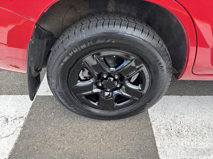 2008 Toyota RAV4 4WD 4dr Auto, available for sale in Waterbury, Connecticut | National Auto Brokers, Inc.. Waterbury, Connecticut 2008 Toyota RAV4 4WD 4dr Auto, available for sale in Waterbury, Connecticut | National Auto Brokers, Inc.. Waterbury, Connecticut