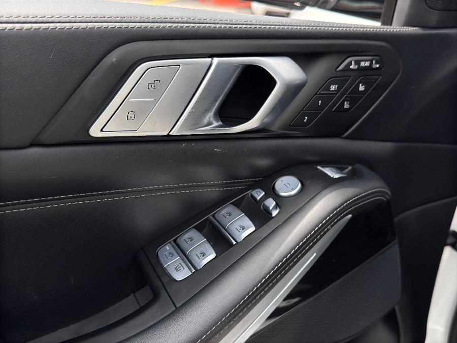 2022 BMW X7 xDrive40i, available for sale in Woodside, New York | Drive Central. Woodside, New York 2022 BMW X7 xDrive40i, available for sale in Woodside, New York | Drive Central. Woodside, New York