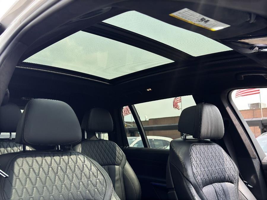 2022 BMW X7 xDrive40i, available for sale in Woodside, New York | Drive Central. Woodside, New York 2022 BMW X7 xDrive40i, available for sale in Woodside, New York | Drive Central. Woodside, New York