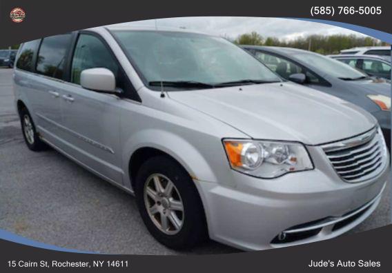 2012 Chrysler Town & Country Touring Minivan 4D, available for sale in Wolcott, New York | Auto Hunter CNY. Wolcott, New York 2012 Chrysler Town & Country Touring Minivan 4D, available for sale in Wolcott, New York | Auto Hunter CNY. Wolcott, New York