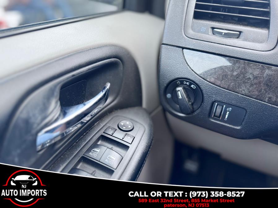 2016 Dodge Grand Caravan 4dr Wgn SXT, available for sale in Paterson, New Jersey | NJ Auto Imports. Paterson, New Jersey 2016 Dodge Grand Caravan 4dr Wgn SXT, available for sale in Paterson, New Jersey | NJ Auto Imports. Paterson, New Jersey