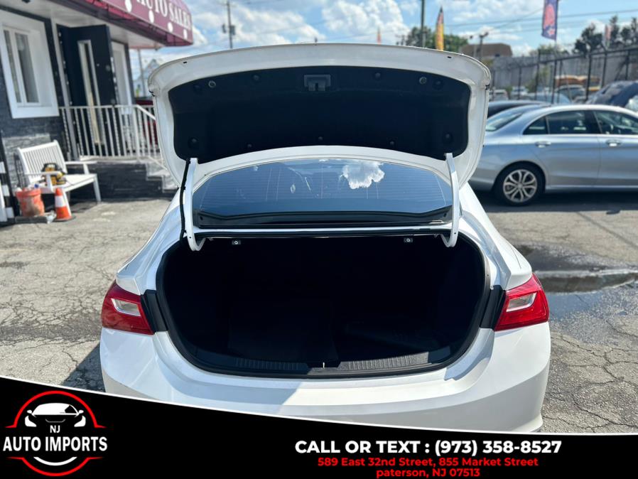 2017 Chevrolet Malibu 4dr Sdn LT w/1LT, available for sale in Paterson, New Jersey | NJ Auto Imports. Paterson, New Jersey 2017 Chevrolet Malibu 4dr Sdn LT w/1LT, available for sale in Paterson, New Jersey | NJ Auto Imports. Paterson, New Jersey