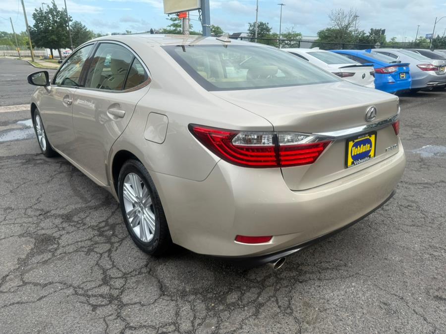2013 Lexus ES 350 4dr Sdn, available for sale in Hartford, Connecticut | VEB Auto Sales. Hartford, Connecticut 2013 Lexus ES 350 4dr Sdn, available for sale in Hartford, Connecticut | VEB Auto Sales. Hartford, Connecticut