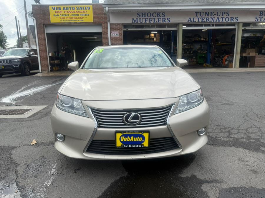 2013 Lexus ES 350 4dr Sdn, available for sale in Hartford, Connecticut | VEB Auto Sales. Hartford, Connecticut 2013 Lexus ES 350 4dr Sdn, available for sale in Hartford, Connecticut | VEB Auto Sales. Hartford, Connecticut
