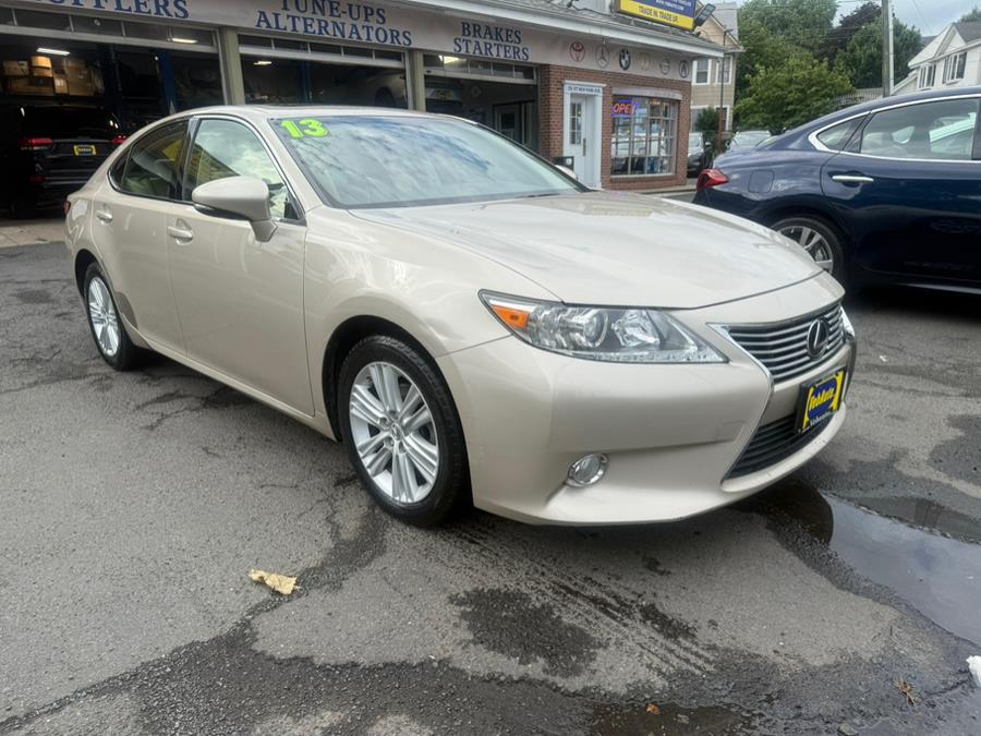 2013 Lexus ES 350 4dr Sdn, available for sale in Hartford, Connecticut | VEB Auto Sales. Hartford, Connecticut 2013 Lexus ES 350 4dr Sdn, available for sale in Hartford, Connecticut | VEB Auto Sales. Hartford, Connecticut