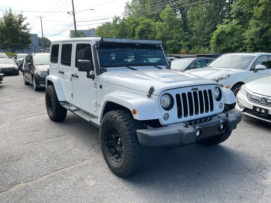 Used 2018 Jeep Wrangler JK Unlimited in Waterbury, Connecticut | Jim Juliani Motors. Waterbury, Connecticut